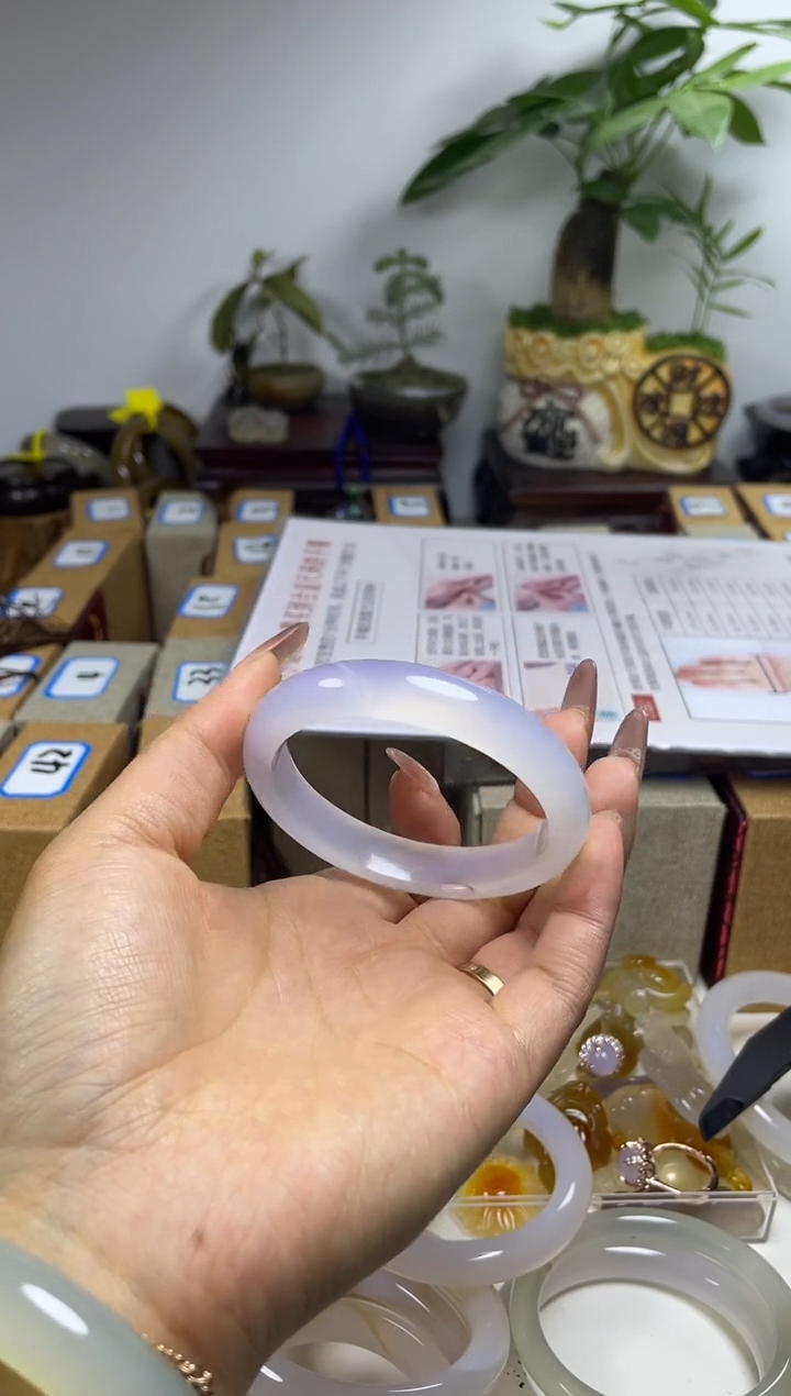 【闪购商品】玛瑙手镯未镶嵌玛瑙手镯