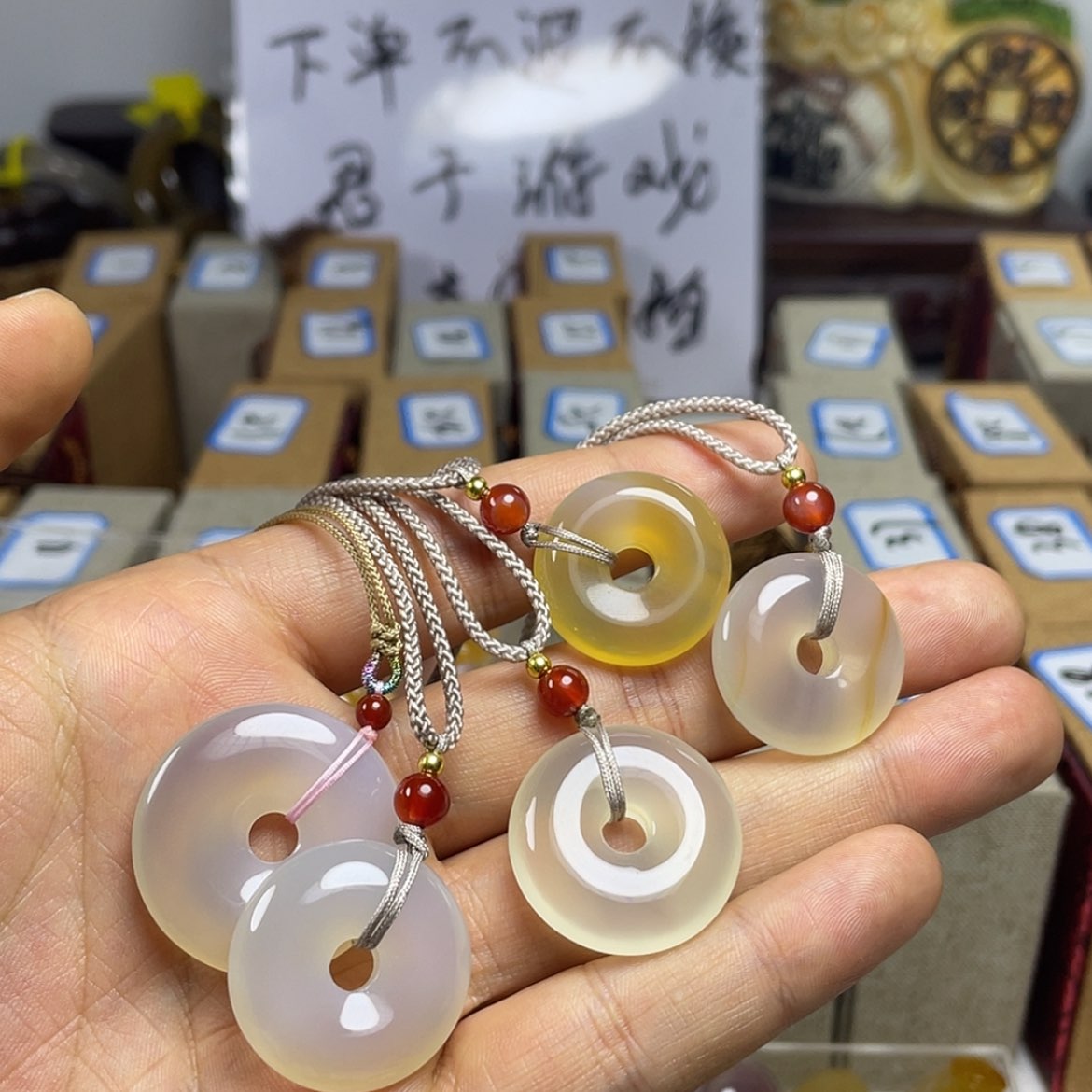 【闪购商品】玛瑙颈饰未镶嵌