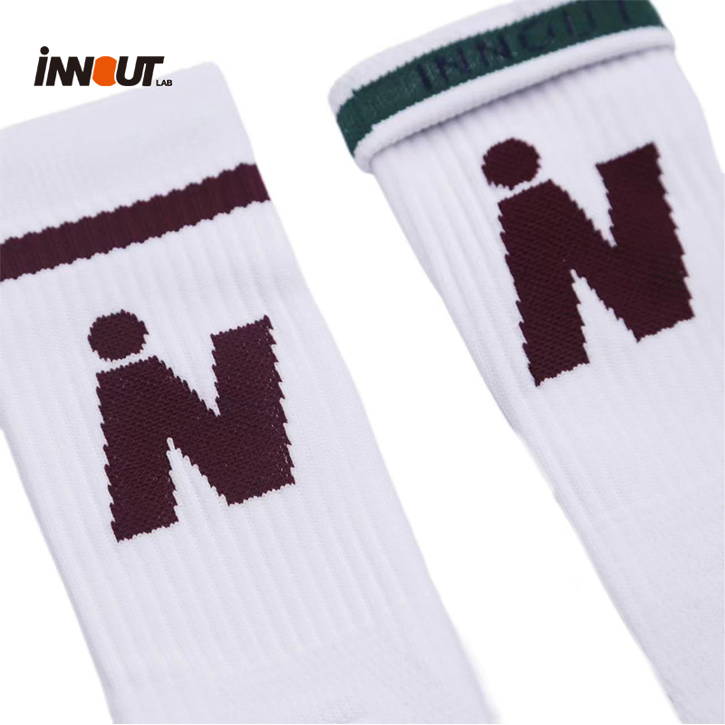INNOUT LAB新款大字母篮球运动袜排汗跑步中筒训练弹力高帮袜