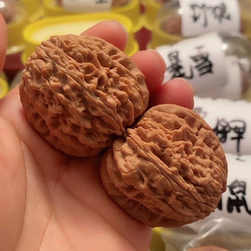 【闪购商品】文玩核桃吊坠。**。