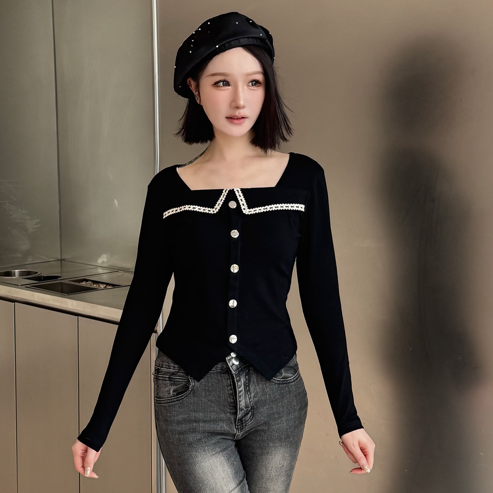 方领花边装饰弹力棉不规则显瘦显高长袖减龄性感短款上衣T恤紧身