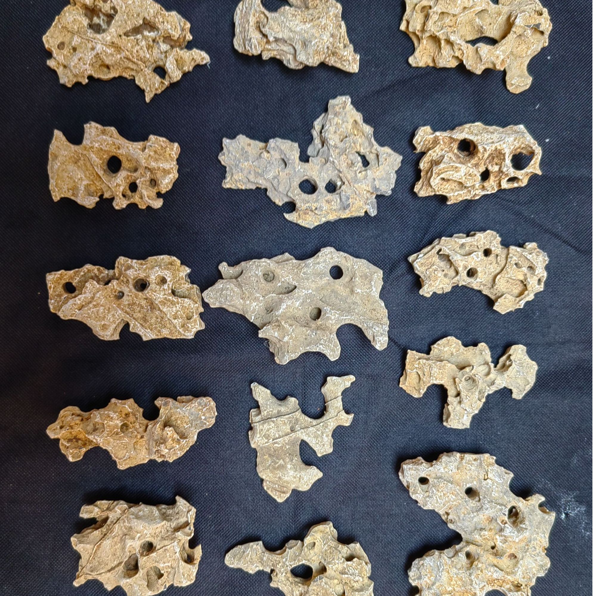 8-10cm玲珑石太湖石原石微景观造景石小鱼缸微盆景造景石随机发货