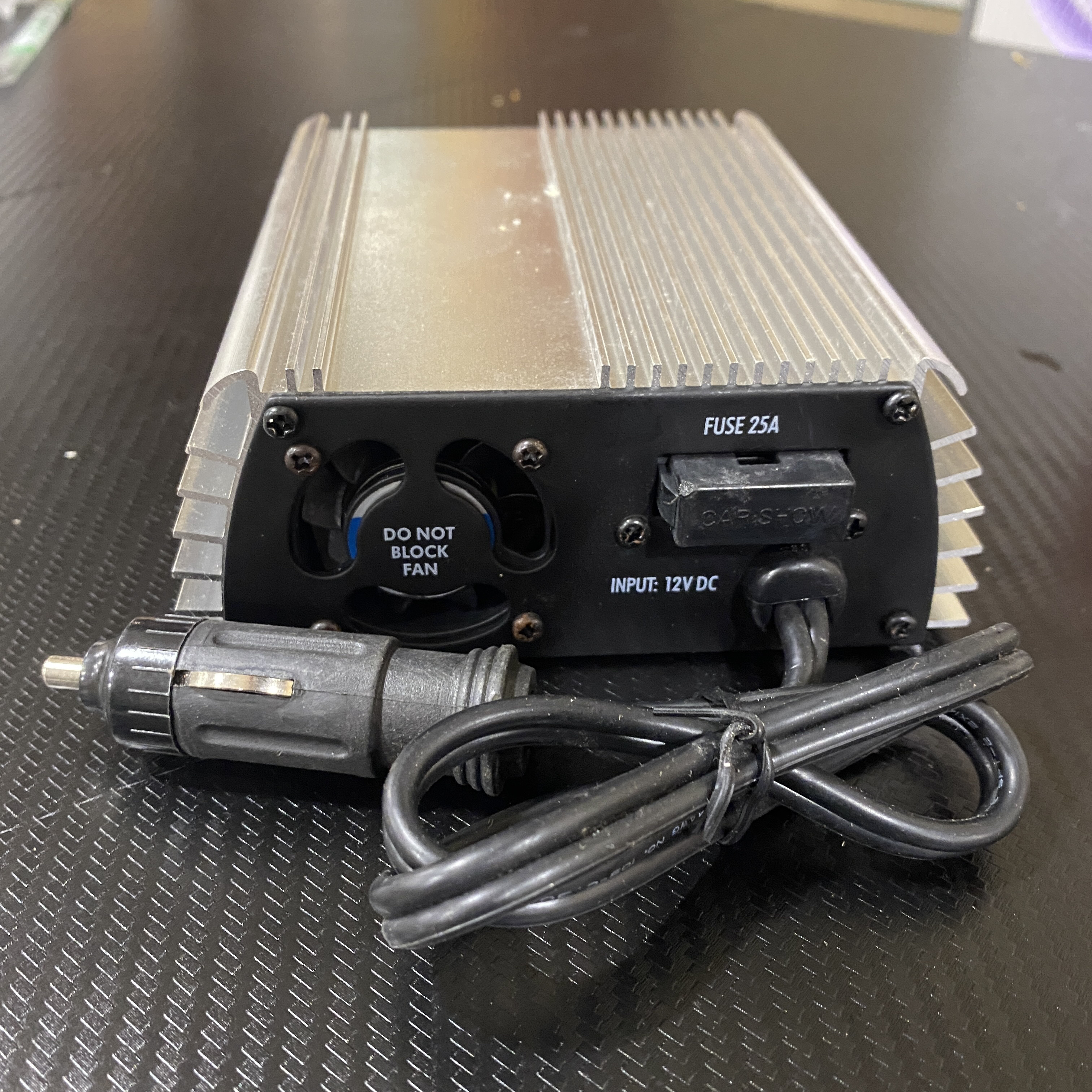 90新  X124合金车载逆变器/乐拍