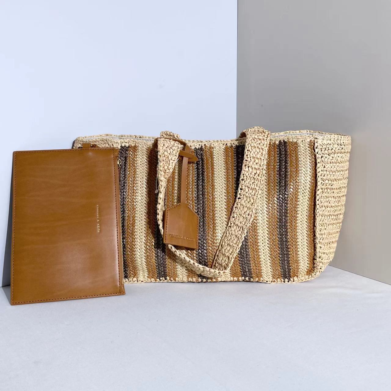 CHARLES&KEITH 30781811棕色L女士单肩手提包-杨灬