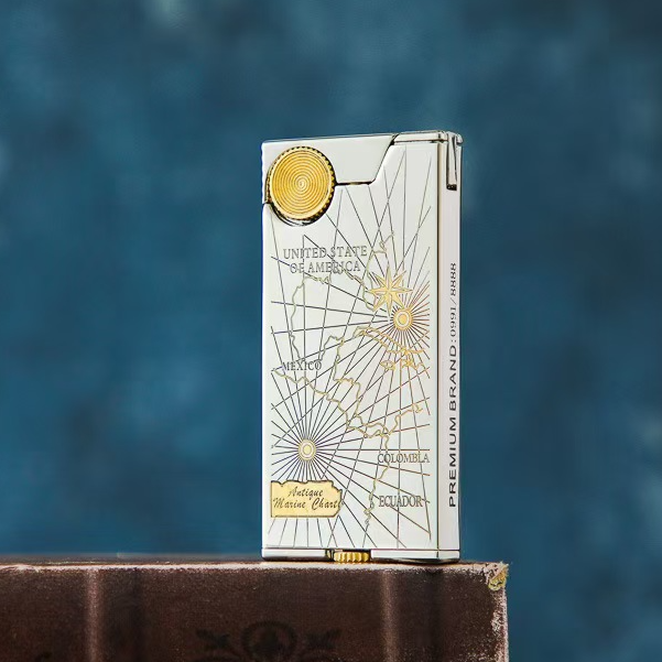 首领CF318罗盘 经典煤油打火机