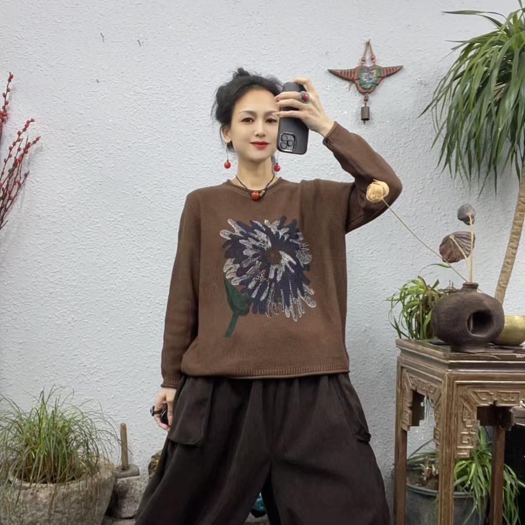 9878棉线圆领印胶太阳花毛衣上衣（长60胸围126