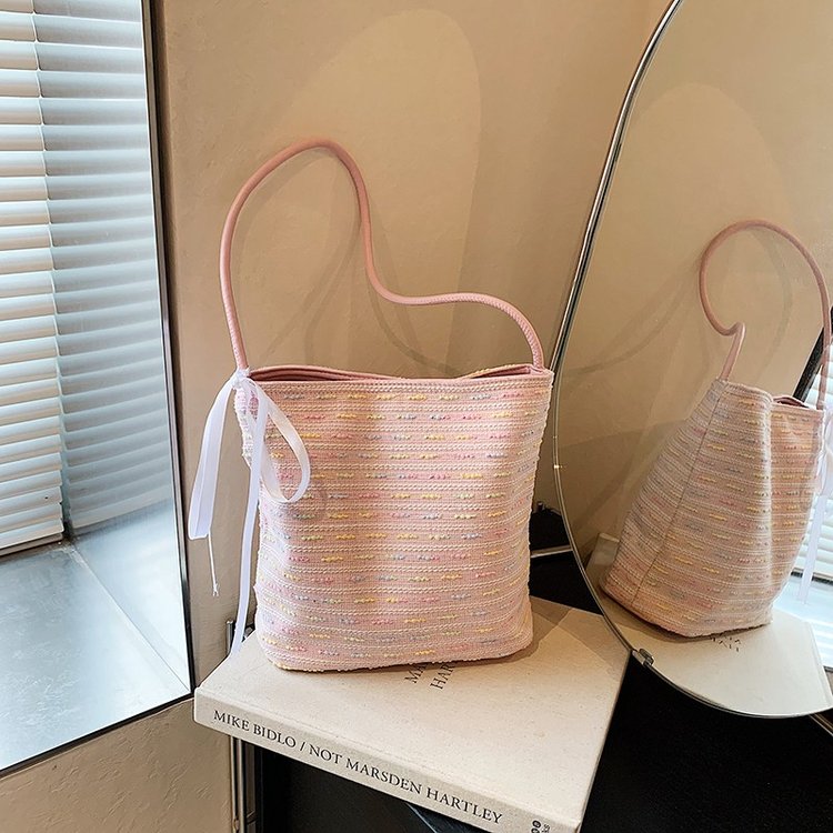 201-250韩版夏季女士小包包休闲小众时尚洋气网红百搭腋下法棍包