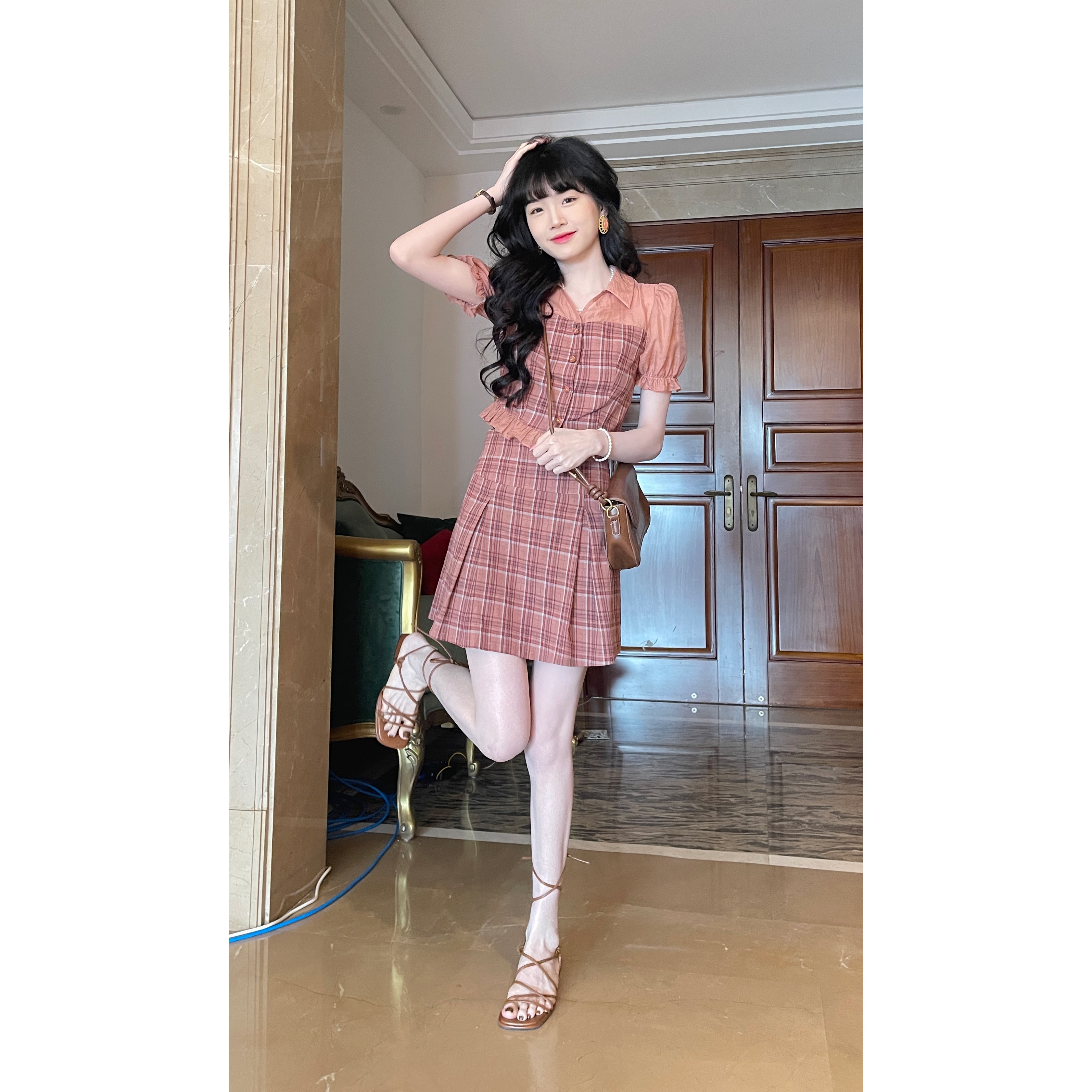 欣子野【私服】夏气质显瘦格纹拼接小众设计女短裙套装 xz2090
