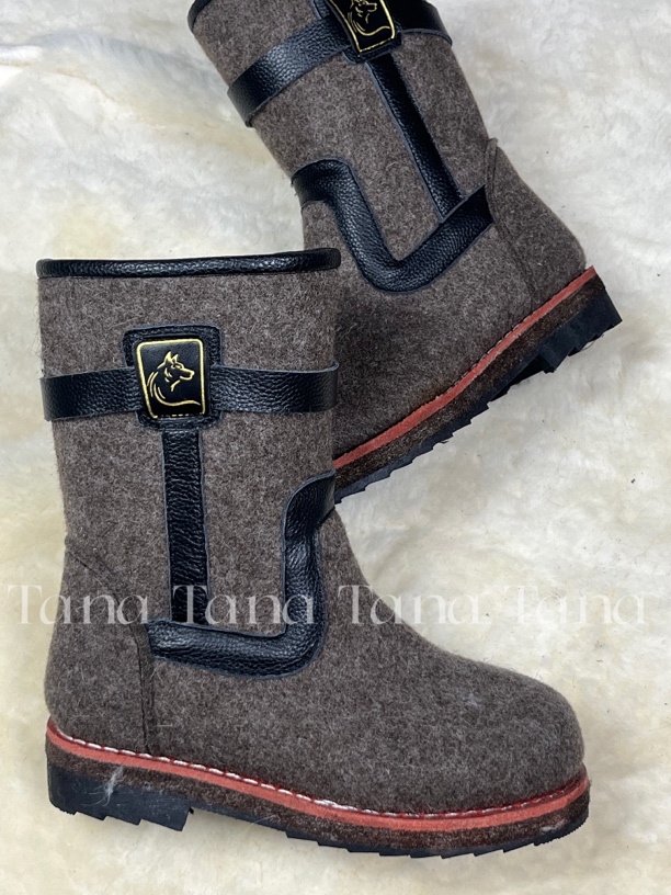 冬季男士中筒毛毡靴简约休闲防滑抗寒保暖雪地靴