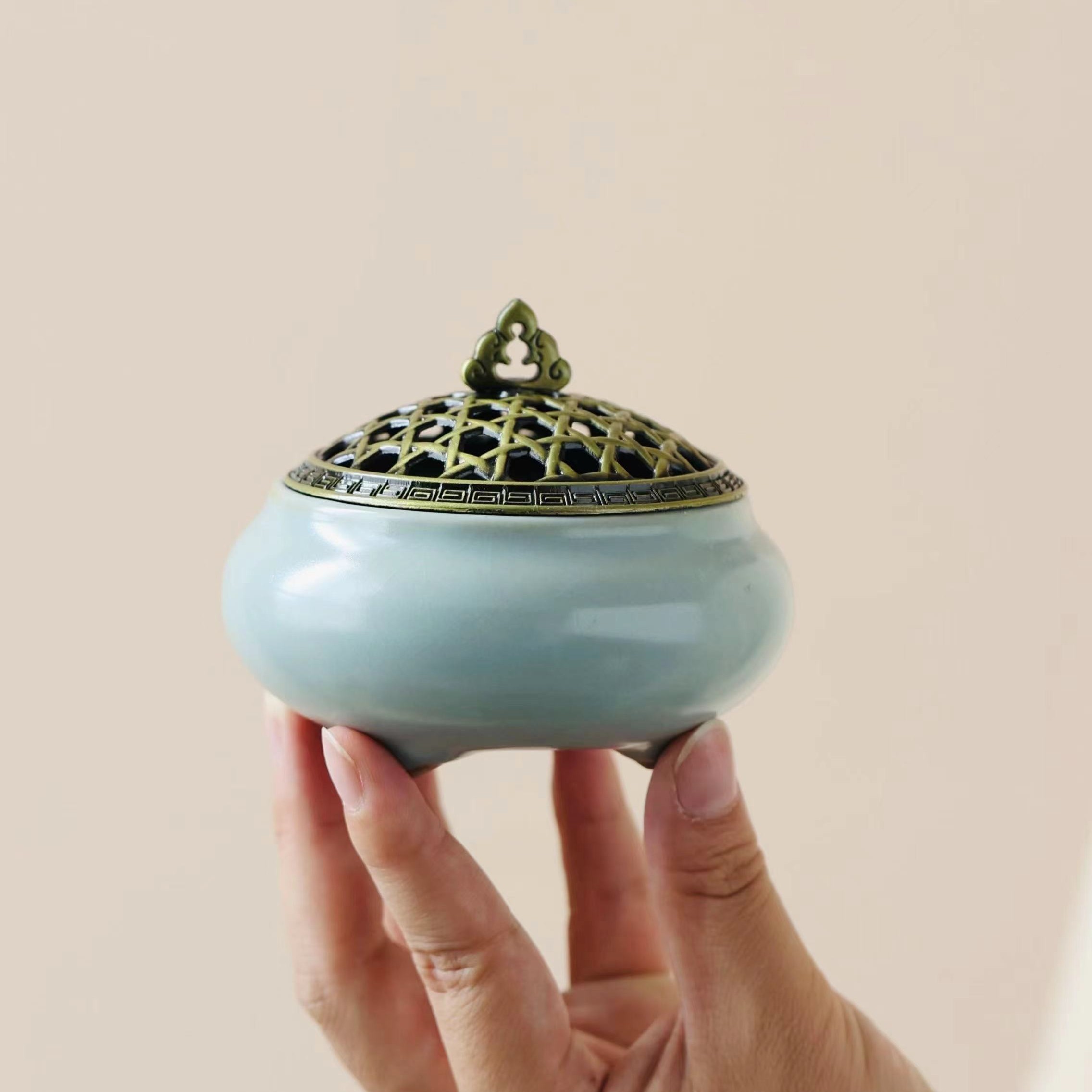 【三足香薰炉】哥窑檀香盘香香炉茶道零配茶桌摆件陶瓷家用熏香炉