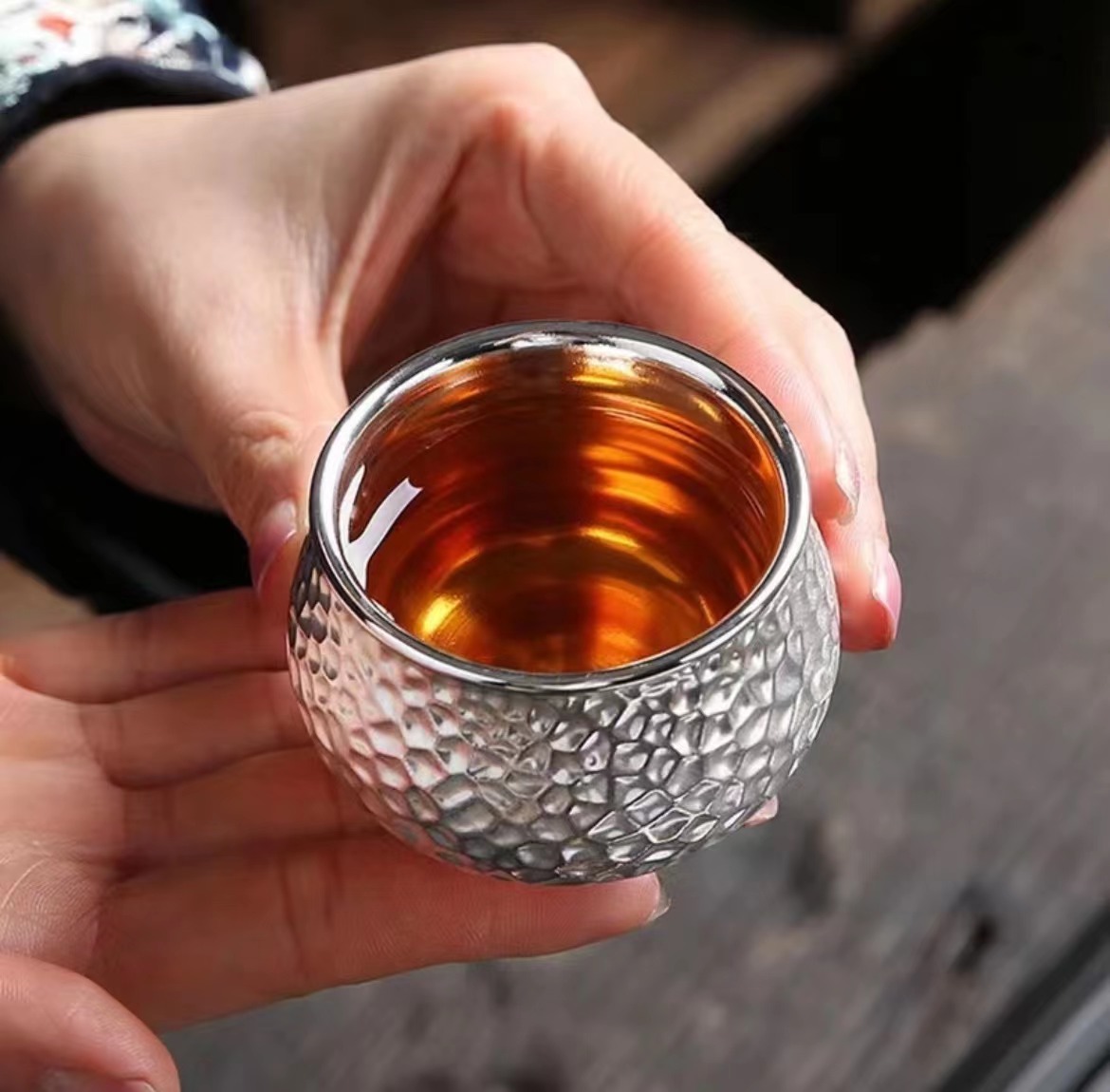 锤纹999银足银鼓型银杯瓷胎包银茶杯个人专用品茗杯