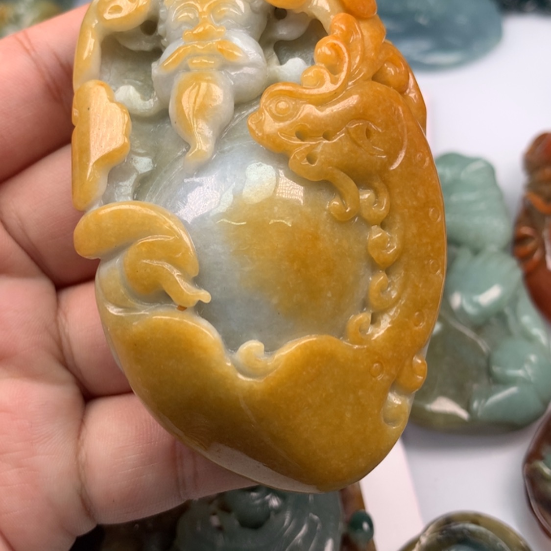【闪购商品】翡翠颈饰未镶嵌