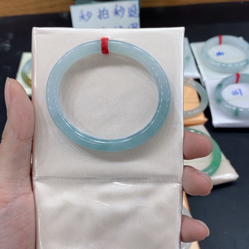【闪购商品】翡翠手镯未镶嵌?*～