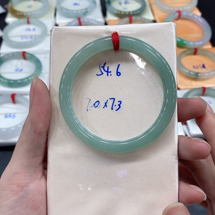 【闪购商品】翡翠手镯未镶嵌豆*