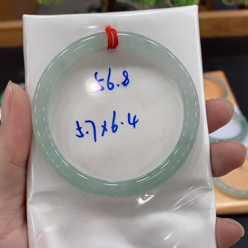 【闪购商品】翡翠手镯未镶嵌N*n