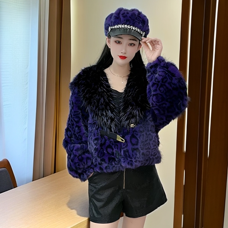 铜扣紫色三色毛冬季短款女式外套