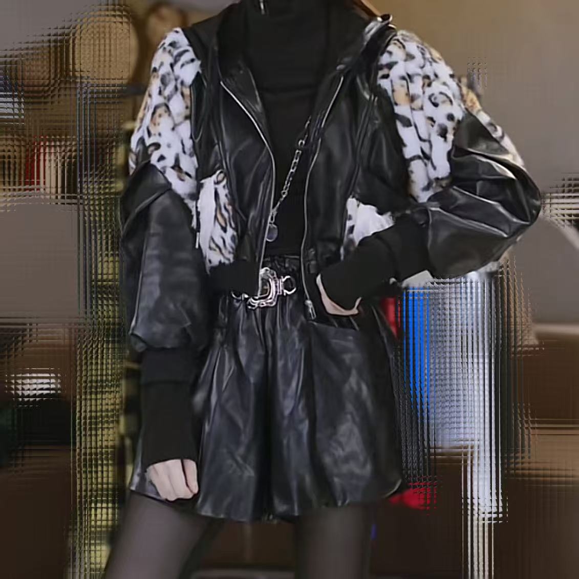 百搭潮流豹纹拼接皮外套