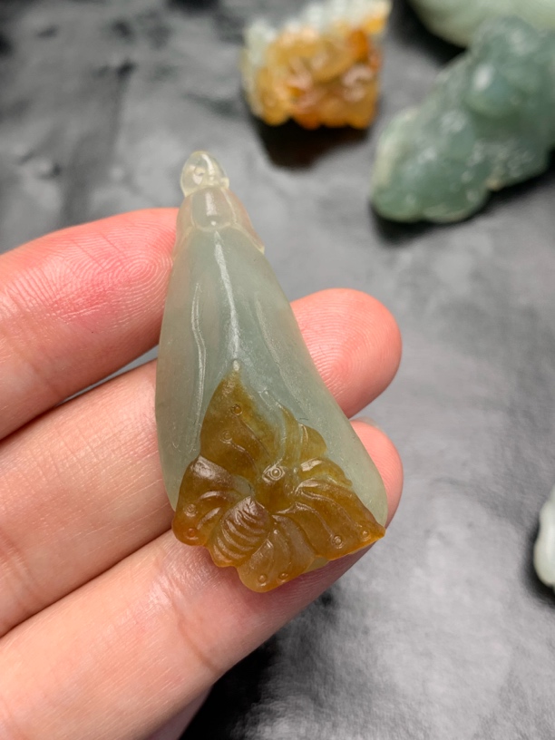 天然缅甸翡翠A货 蝶恋花