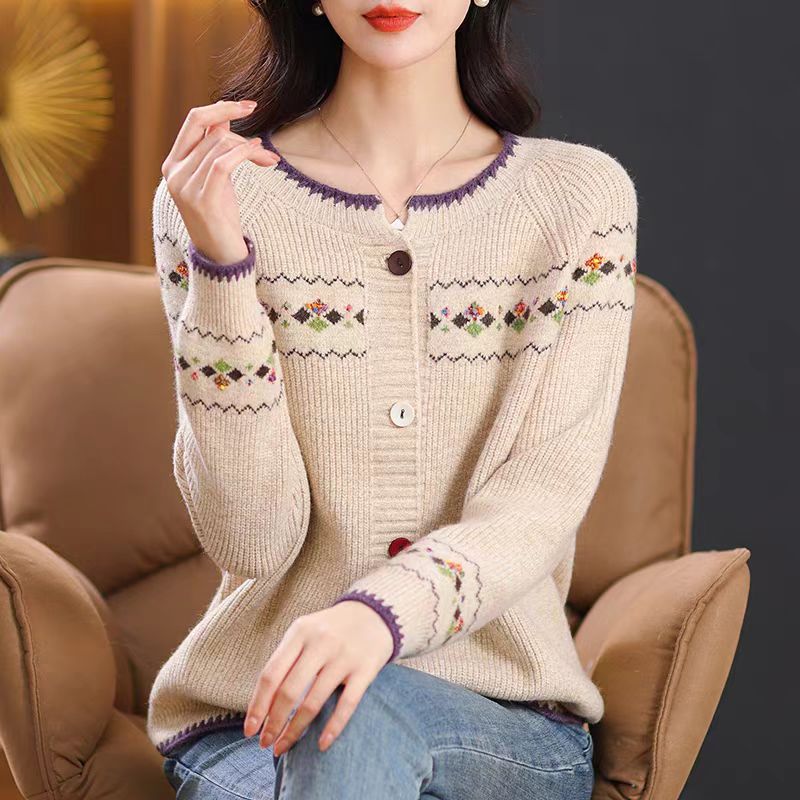 2024秋季新款大码毛衣女圆领开衫遮肚宽松显瘦百搭针织上衣