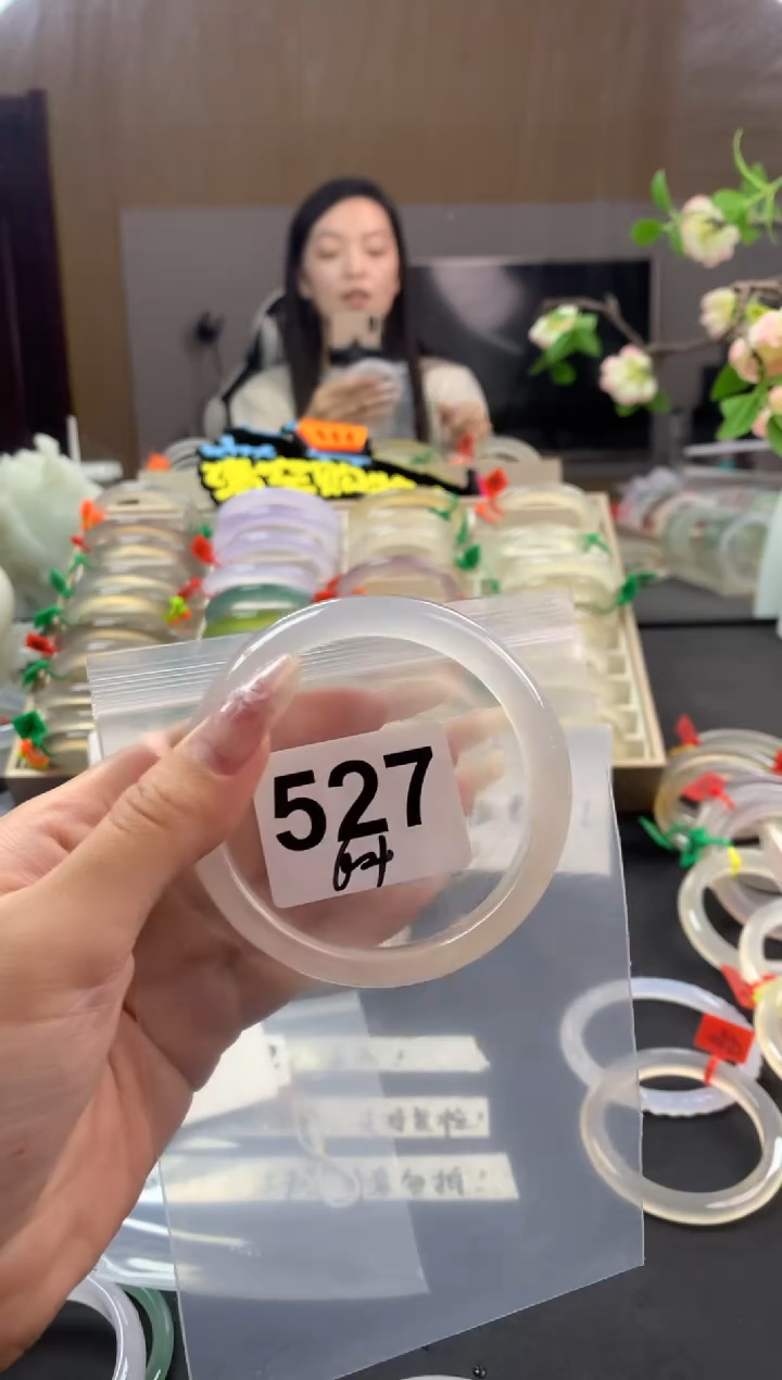 【闪购商品】玛瑙/玉髓手镯未镶嵌527