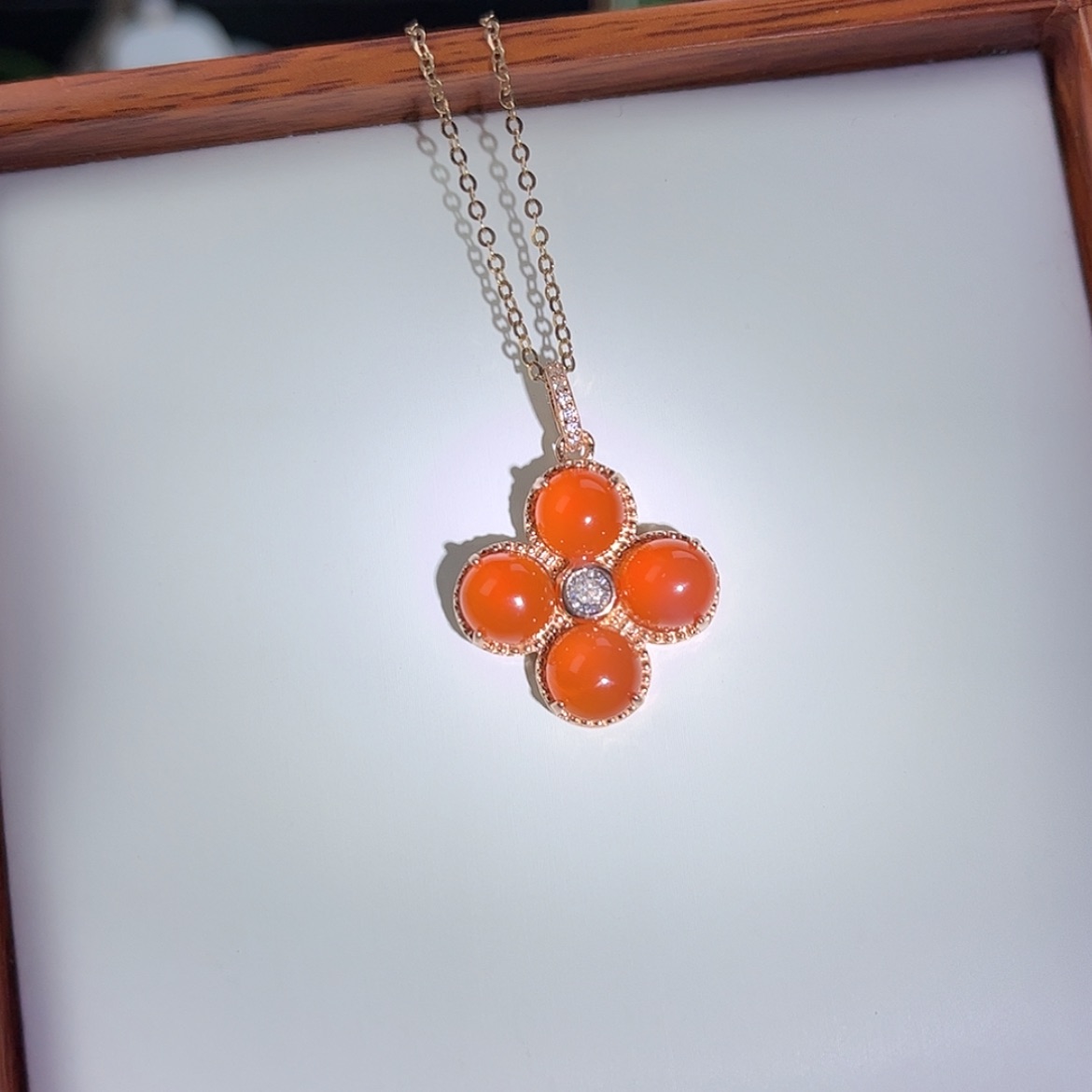 【闪购商品】南红玛瑙颈饰银S925镀金镶嵌