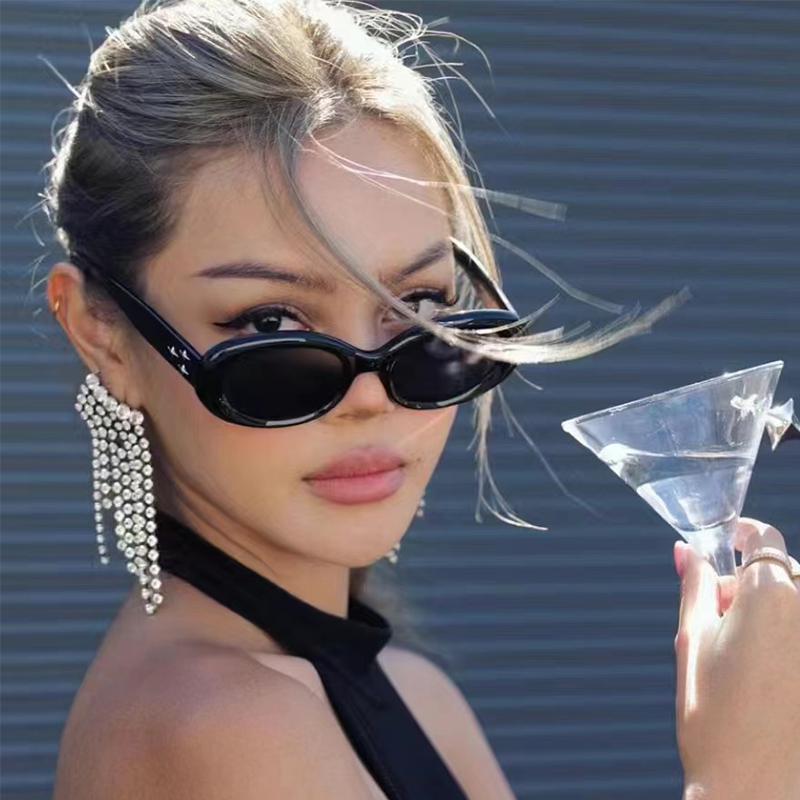 2023年新款墨镜女韩版潮复古椭圆网红街拍酷防紫外线凹造型太阳镜