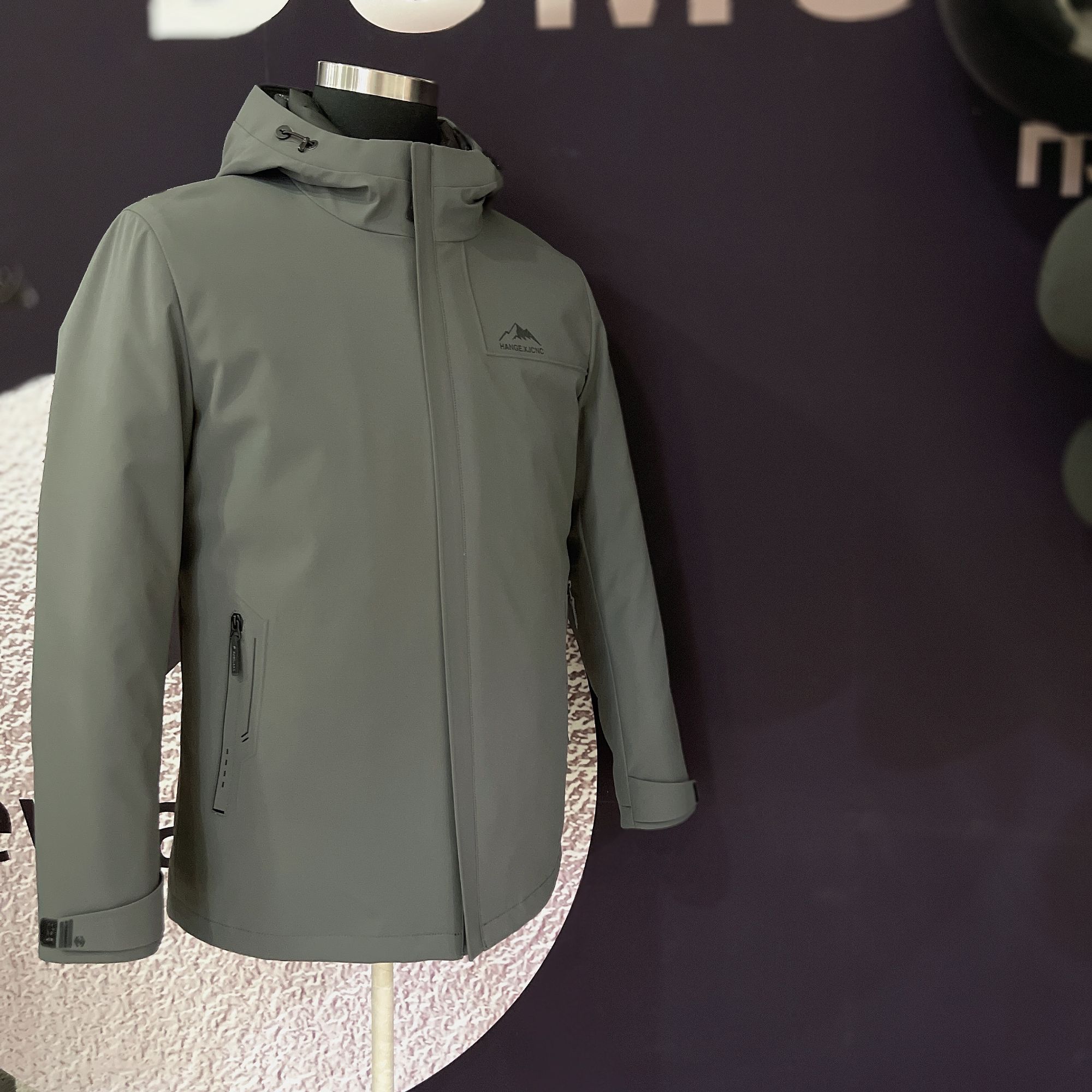 男装男士休闲外套五防户外冲锋衣貂胆33911