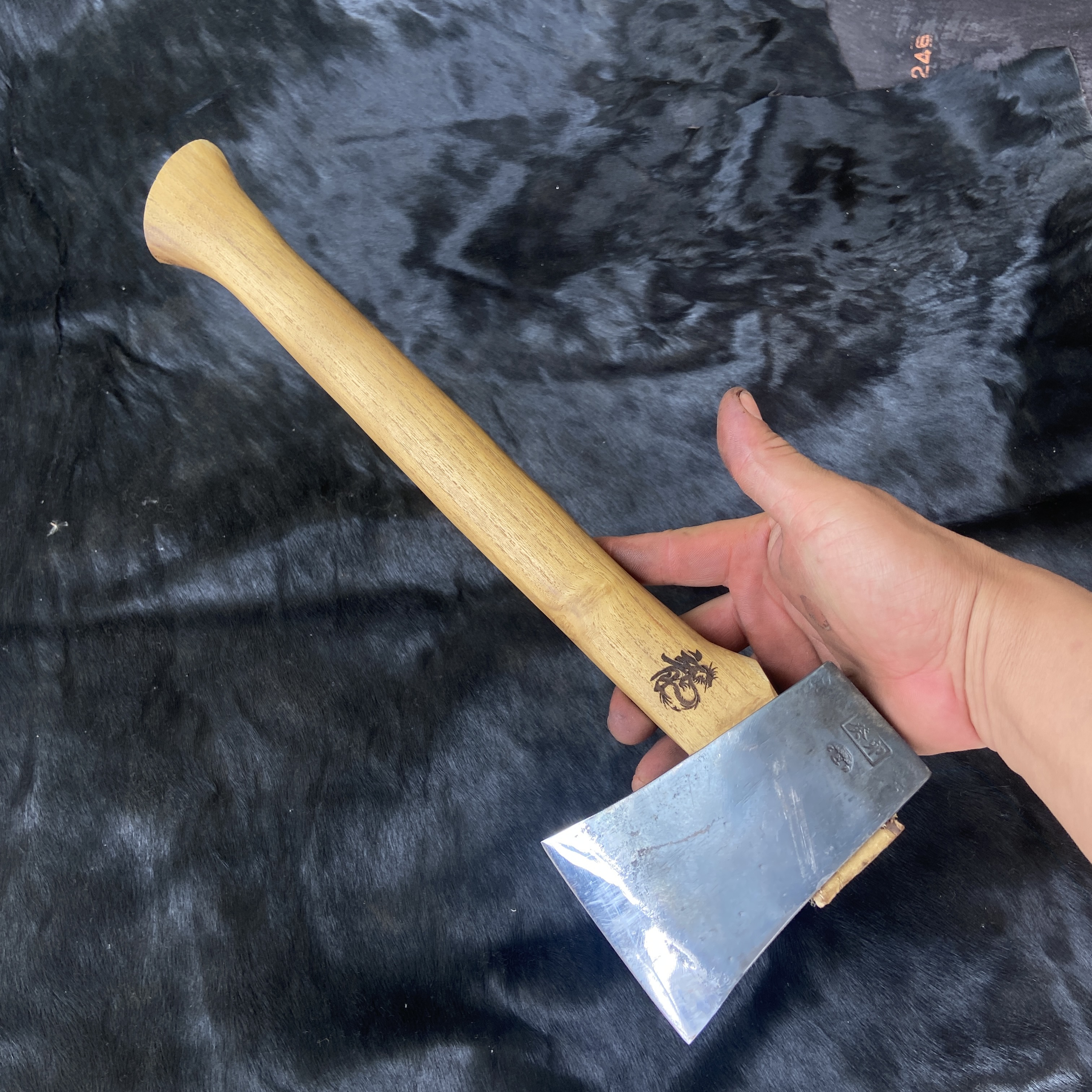 （斧头帮斧）轴承钢锻打2斤重硬度58 手柄40cm