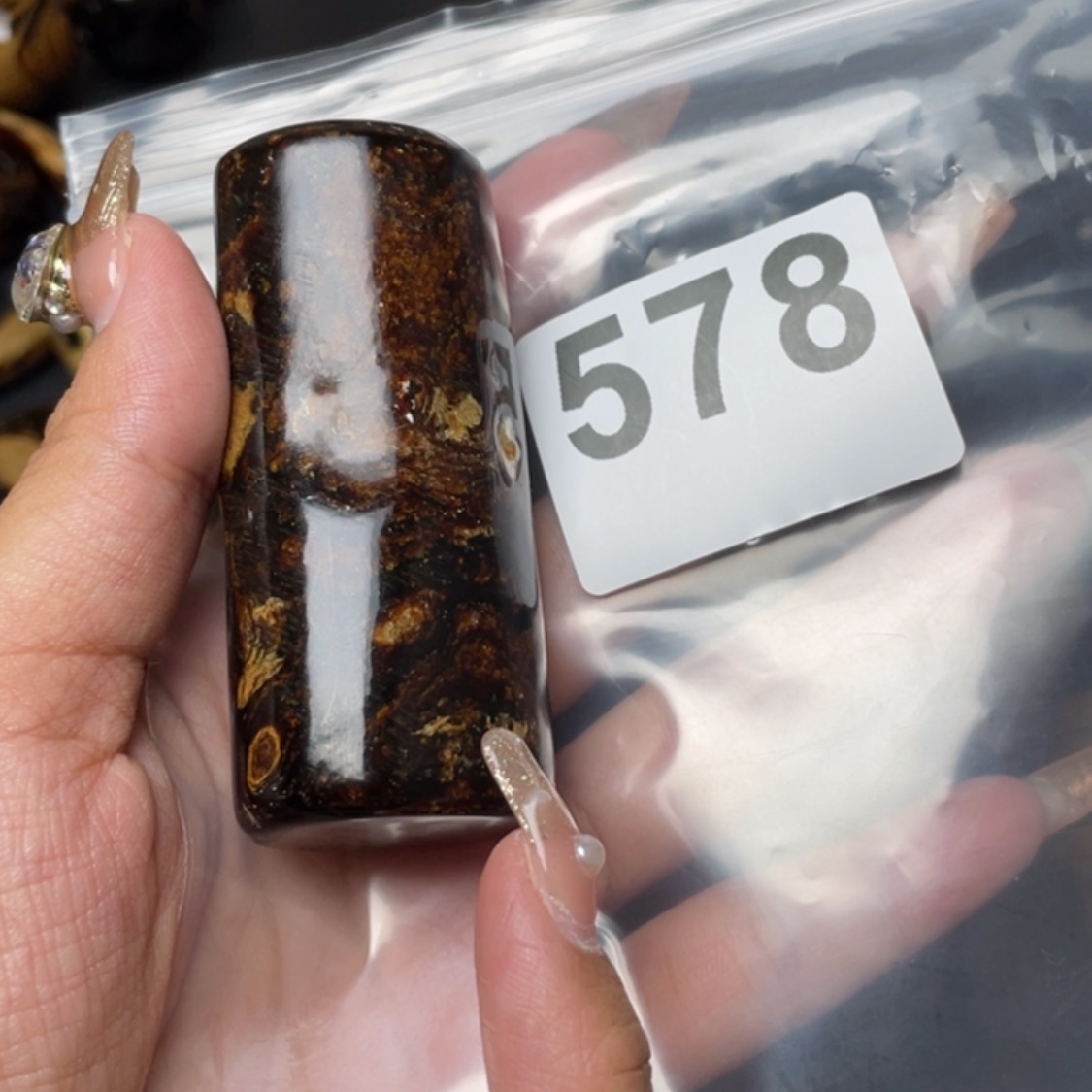【闪购商品】小六子根雕