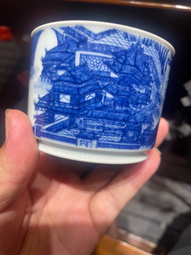 手工手绘楼阁容天杯