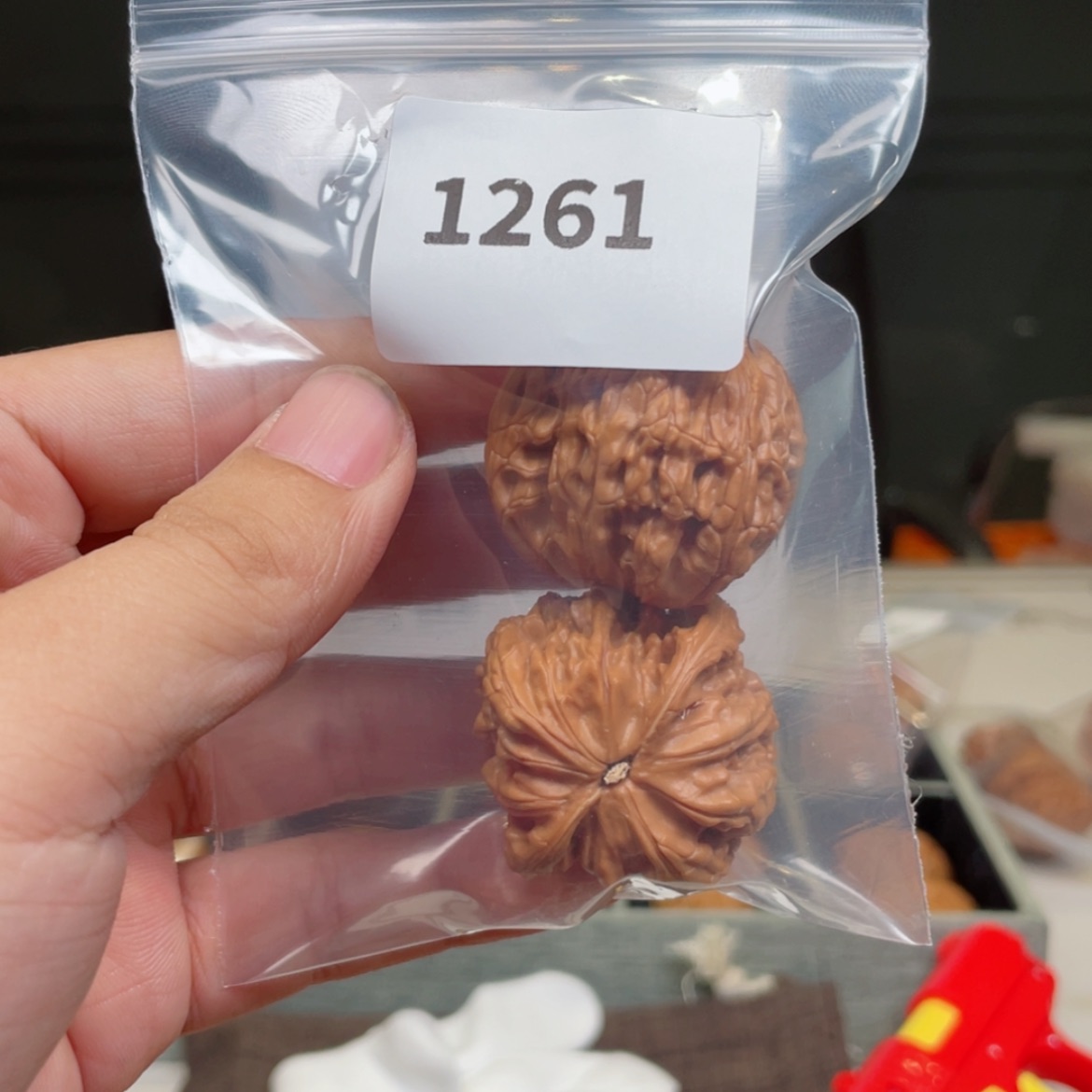 【闪购商品】桃核吊坠