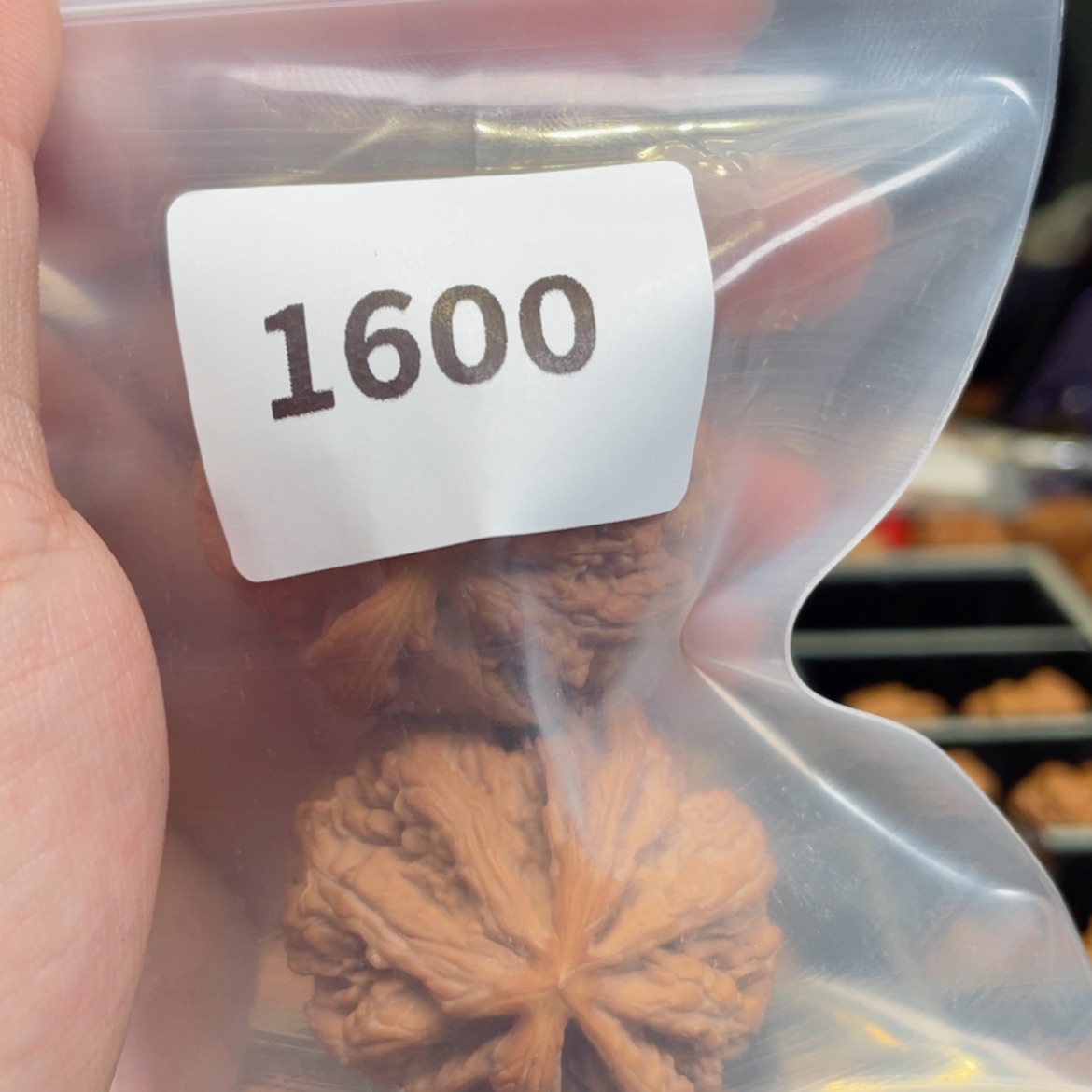 【闪购商品】桃核吊坠