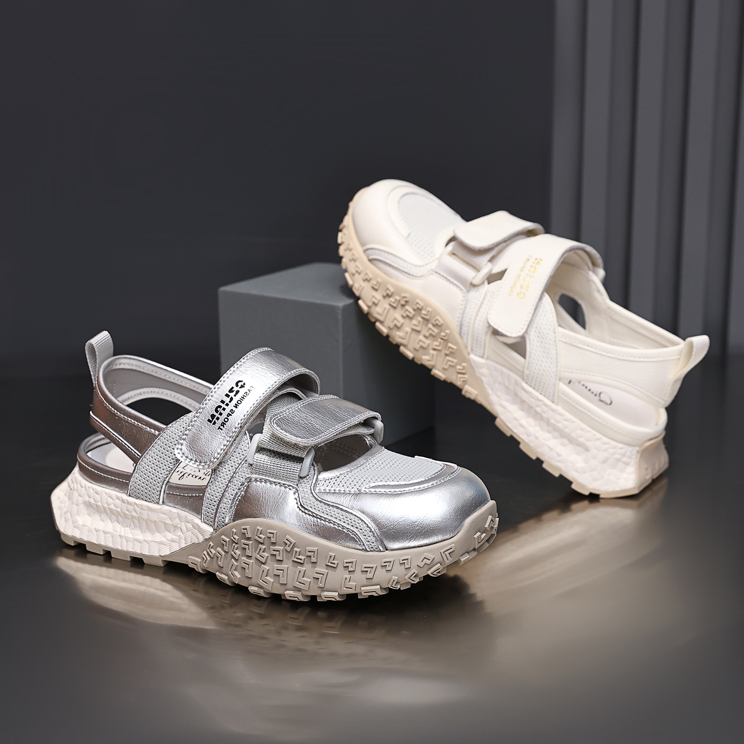 千之恋断码现货增高4CM2025夏季时尚休闲高能感百搭时装凉鞋9839