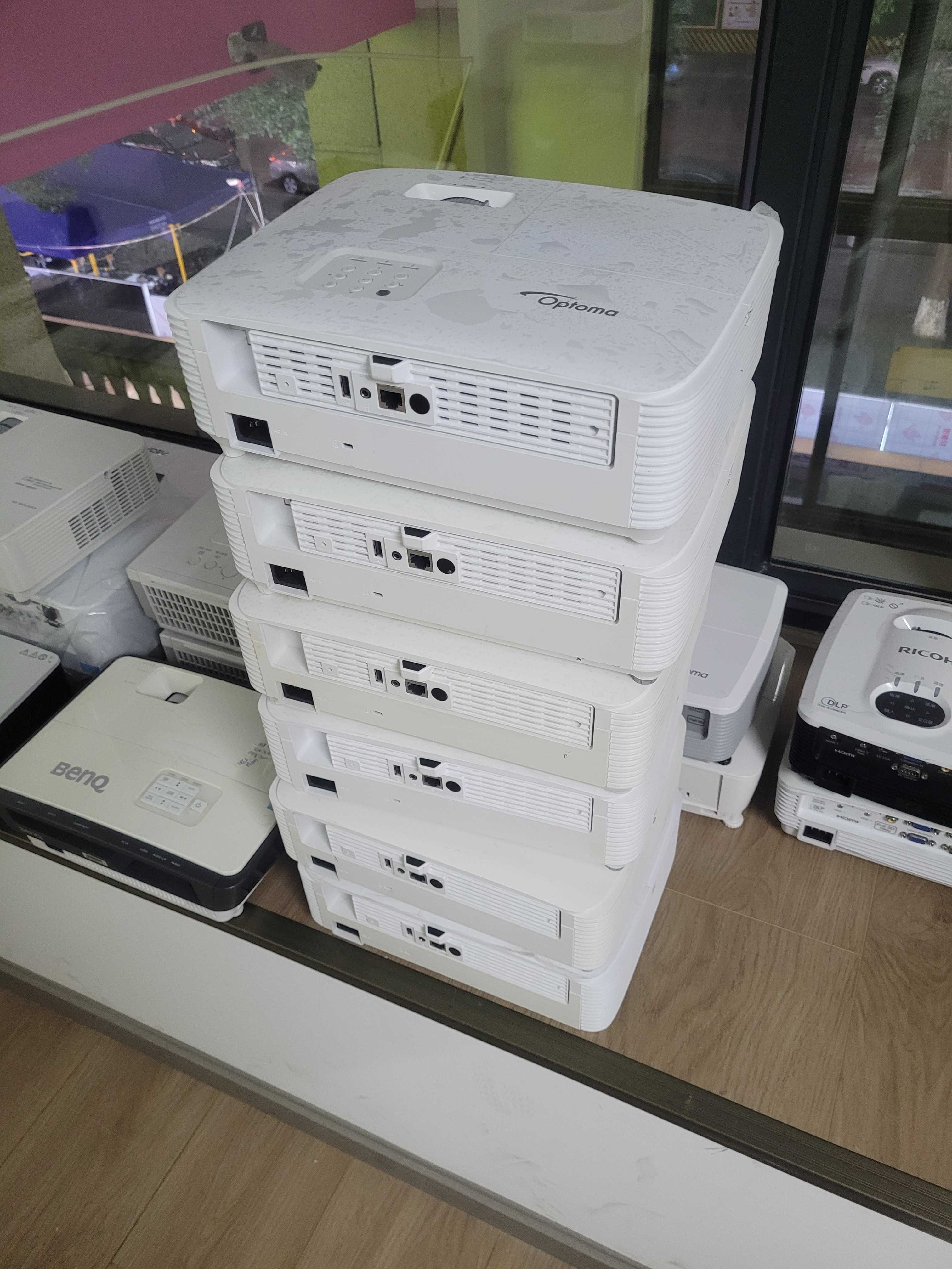 9新  二手奥图码Hsf8392  长焦投影仪. 直播间优惠机，保修90天