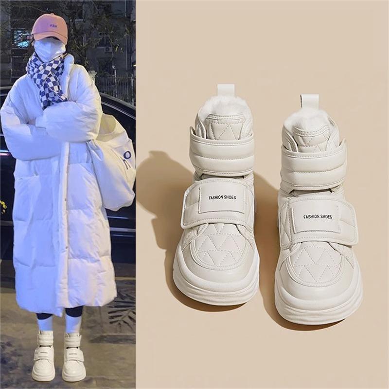 百丽纯爱雪地靴女加绒靴子棉鞋2023冬季新款防水防滑女款东北面包