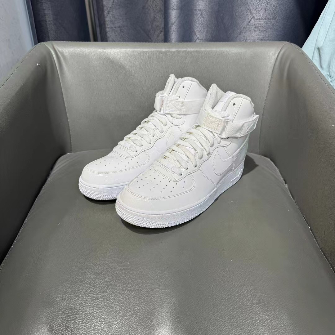 45码 AF1华莱士 之前1299现在699