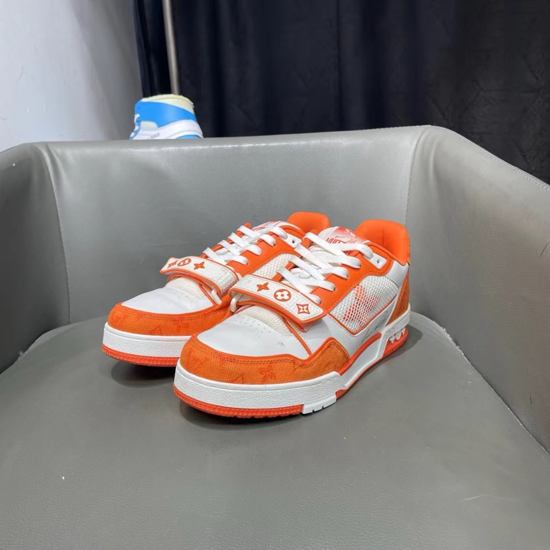 捡漏40.5码 lv trainer 白橙牛仔 99新 5999.秒杀原盒配件球鞋