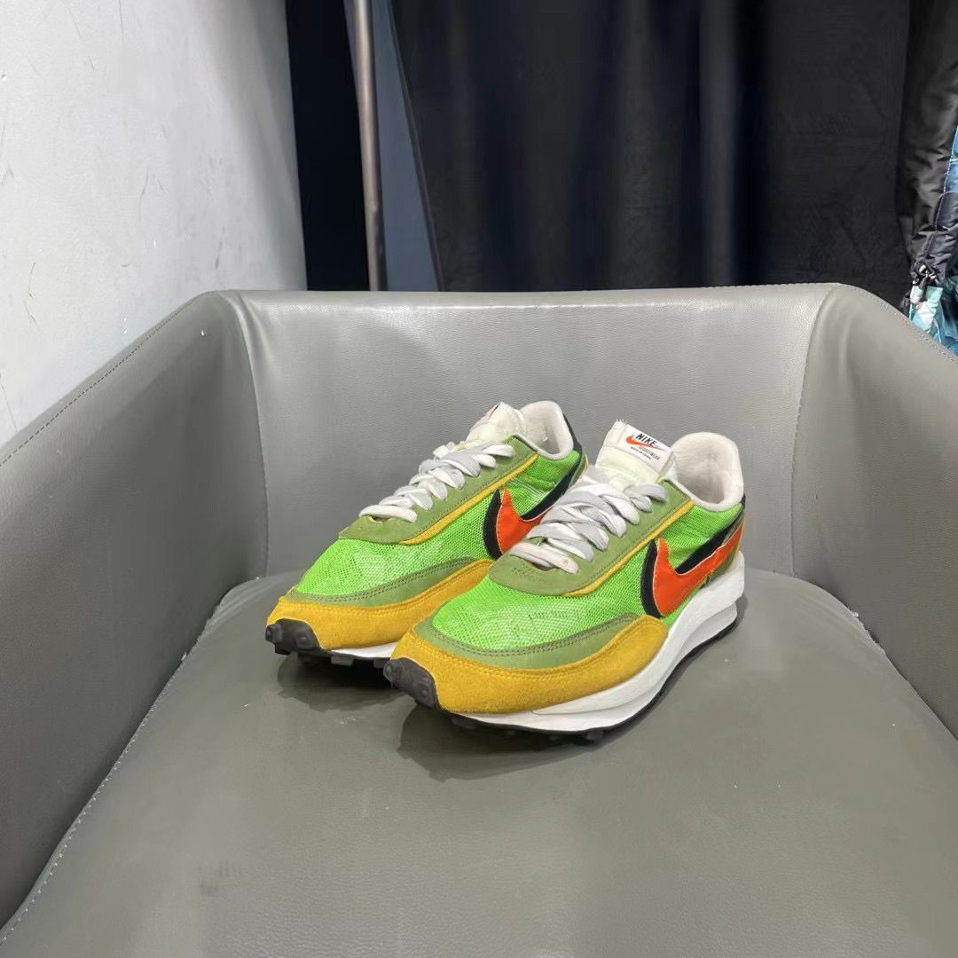 捡漏45.5码 Sacai 黄绿 下地几次 1299秒杀！平台3899！球鞋