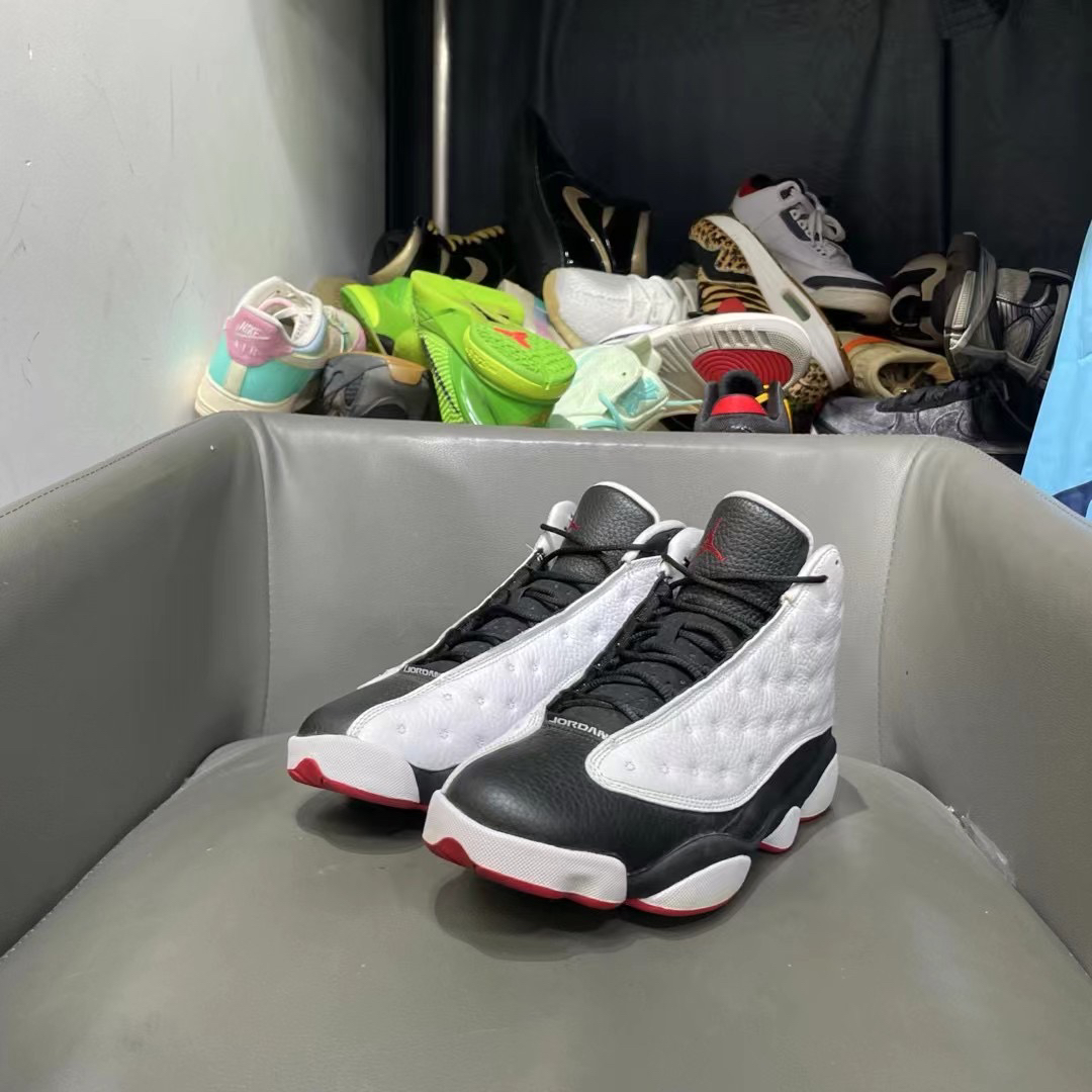44码99新AJ13熊猫之前1899现在1499