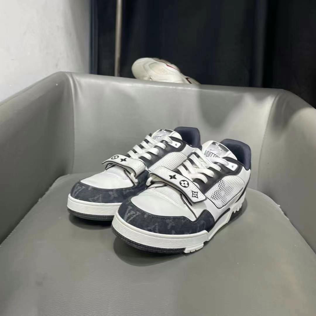 42码 Lv黑白魔术贴trainer 之前5999 现在5299