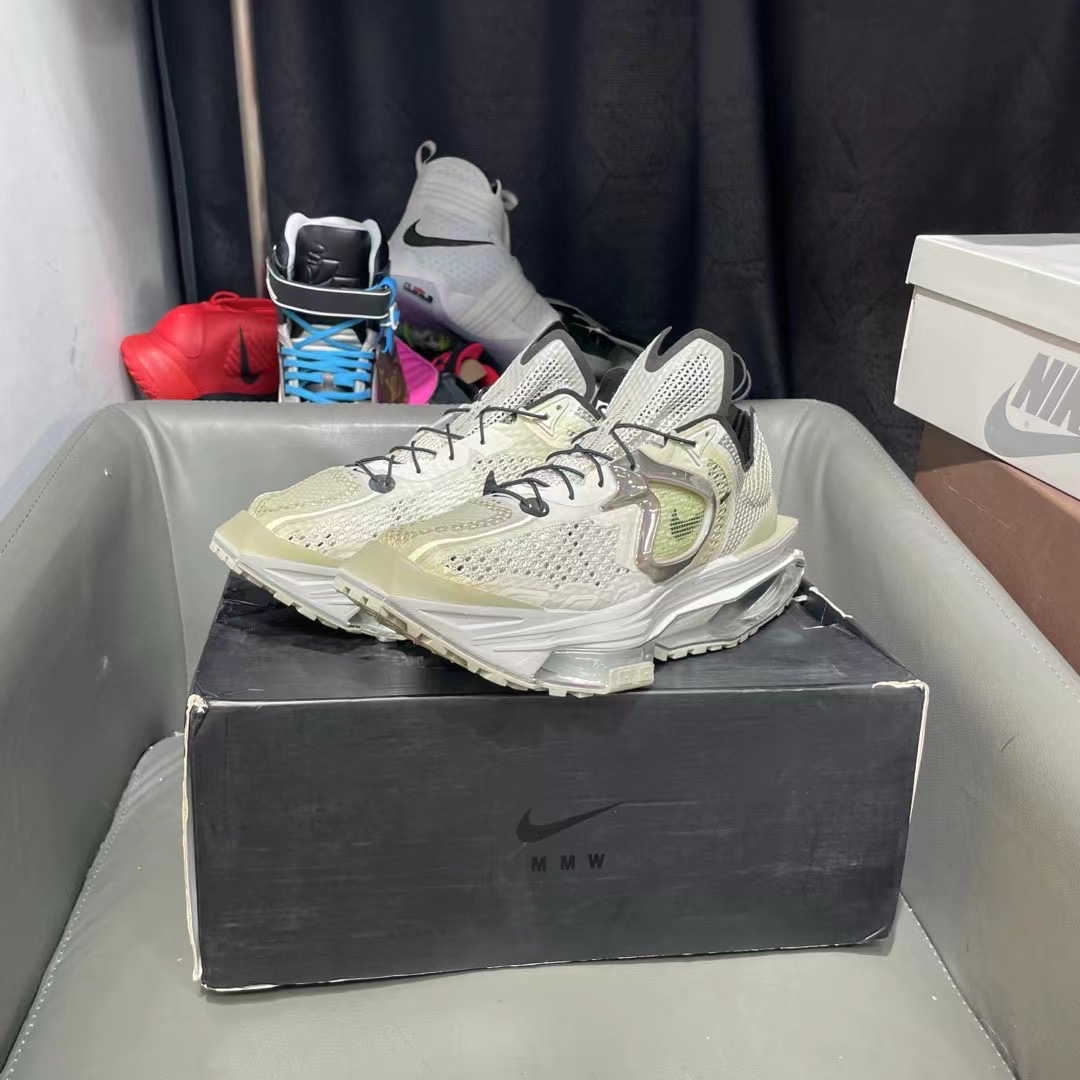 捡漏42.5码 mmw X nike Stone 坦克鞋下地两次1799秒杀！球鞋
