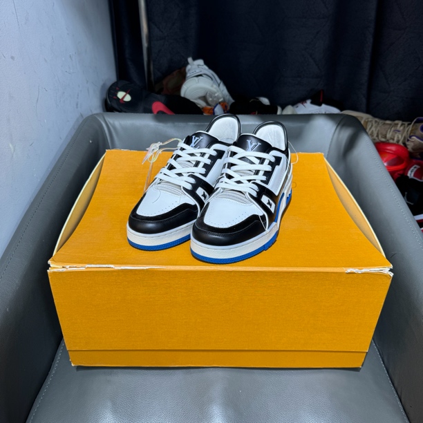 全新39码 Lv trainer藤原浩 之前18999现在12999