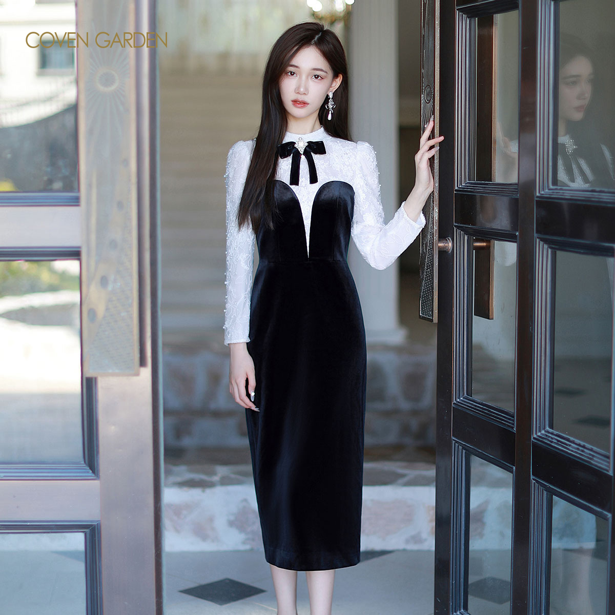 哥文花园 蕾丝黑色丝绒连衣裙 CLA1082190 COVEN GARDEN