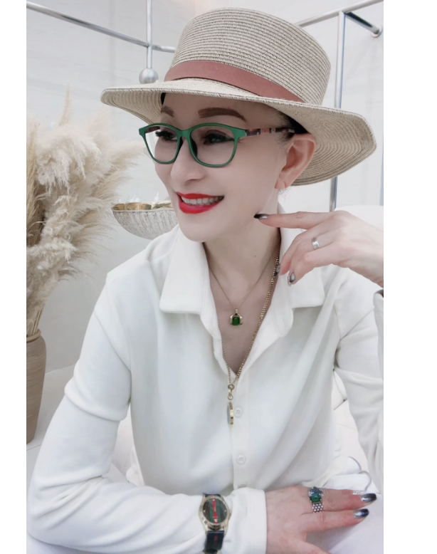 茜茜の恋爱舞服饰 德绒+绵羊毛 单排扣衬衫显瘦气质8223