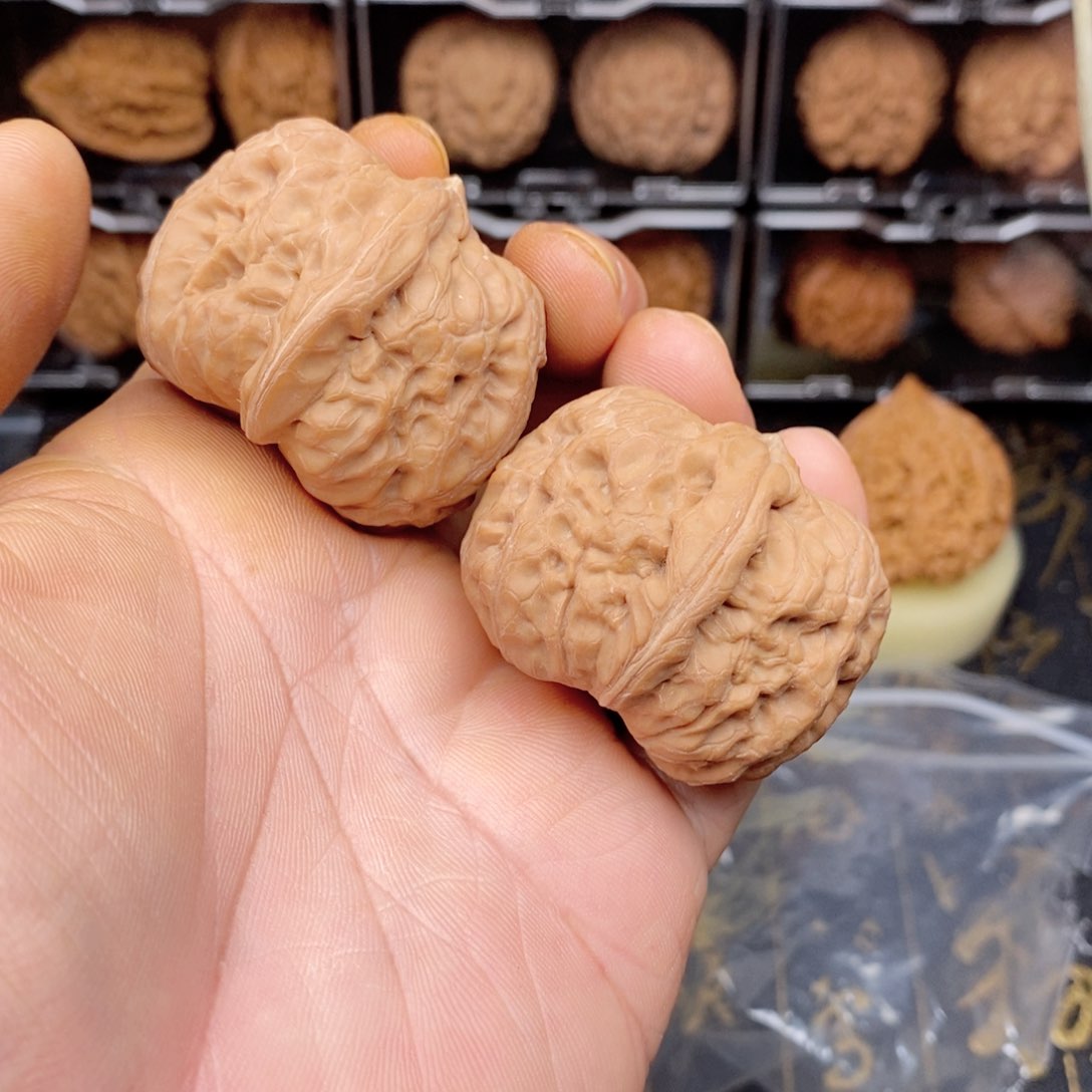 文玩核桃把件 驴打滚