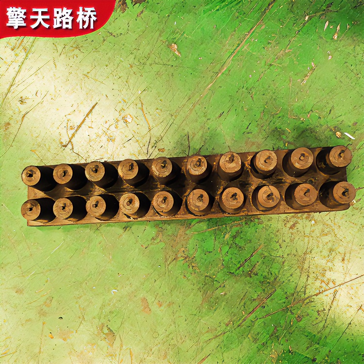 无品牌桥梁橡胶垫块实心加厚机床缓冲减震块钉型橡胶块多种尺寸