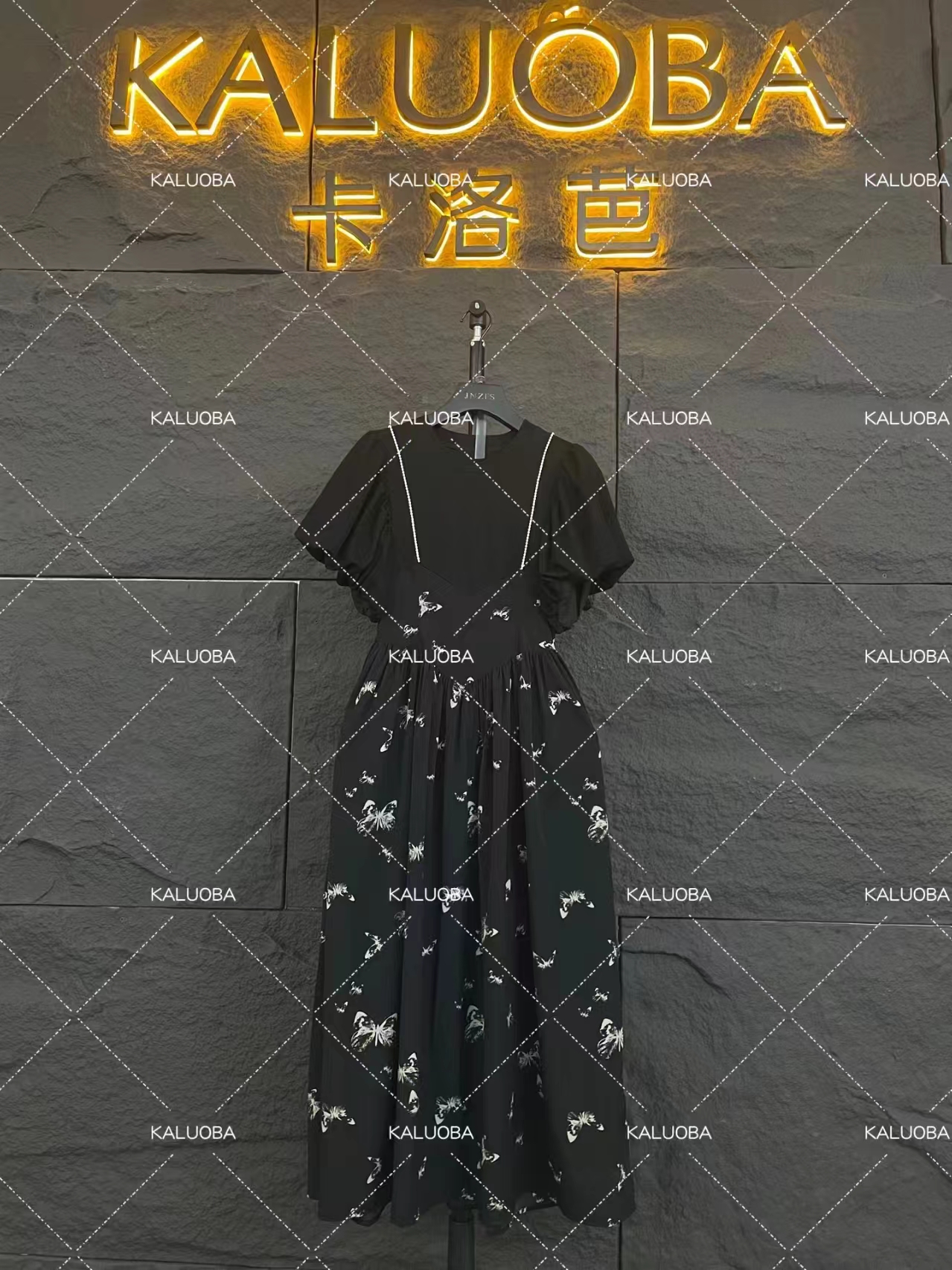 【原创大码设计师款】2024时尚高级感碎花长款精致女连衣裙5572