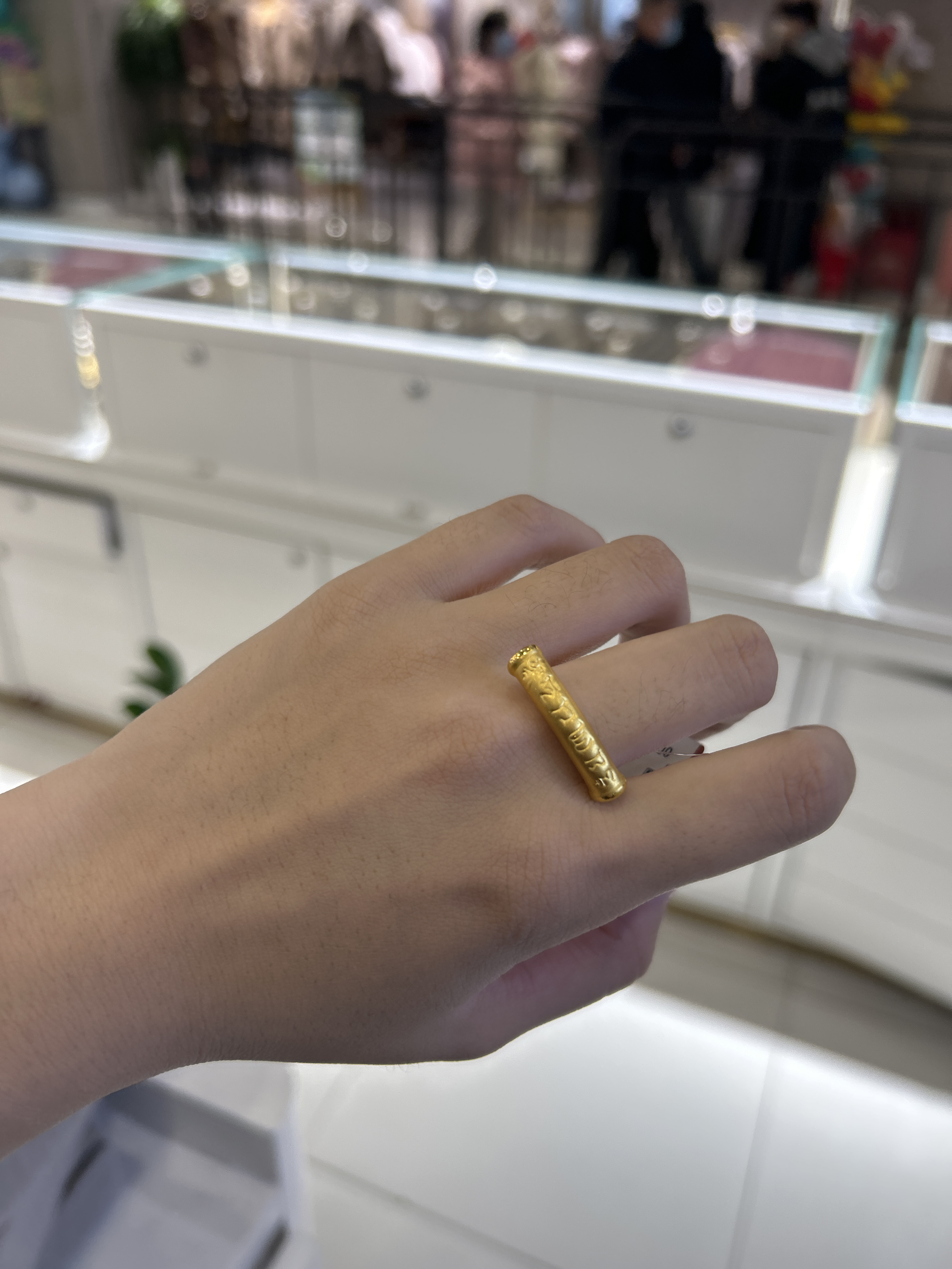 周大生足金999吊坠