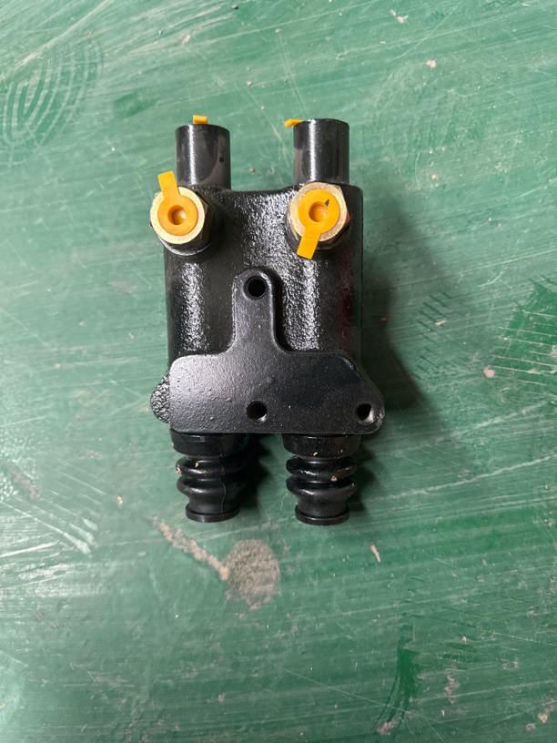 福田80刹车泵新式刹车总泵