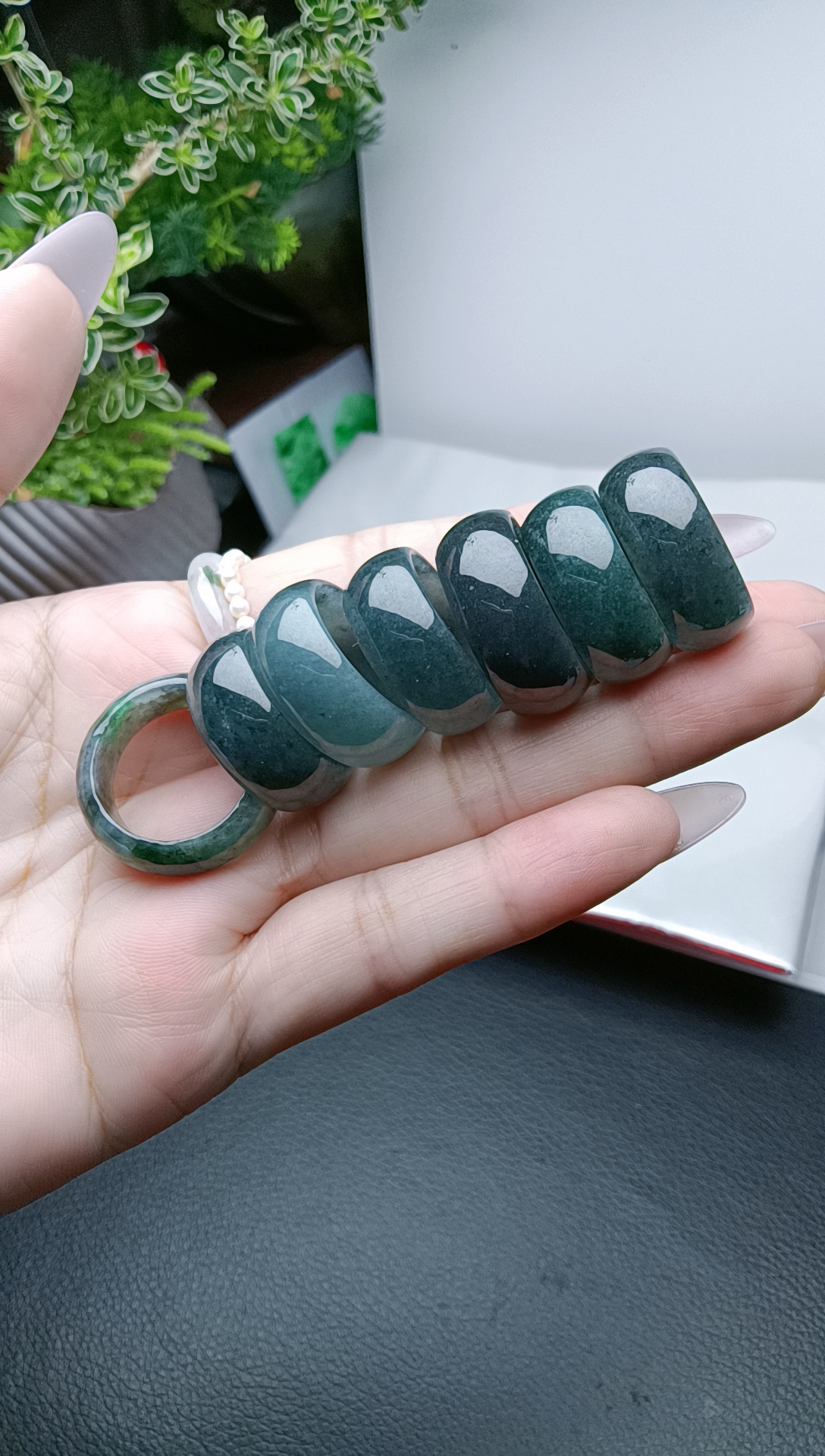 纯天然翡翠A货戒圈保证真货假一赔万